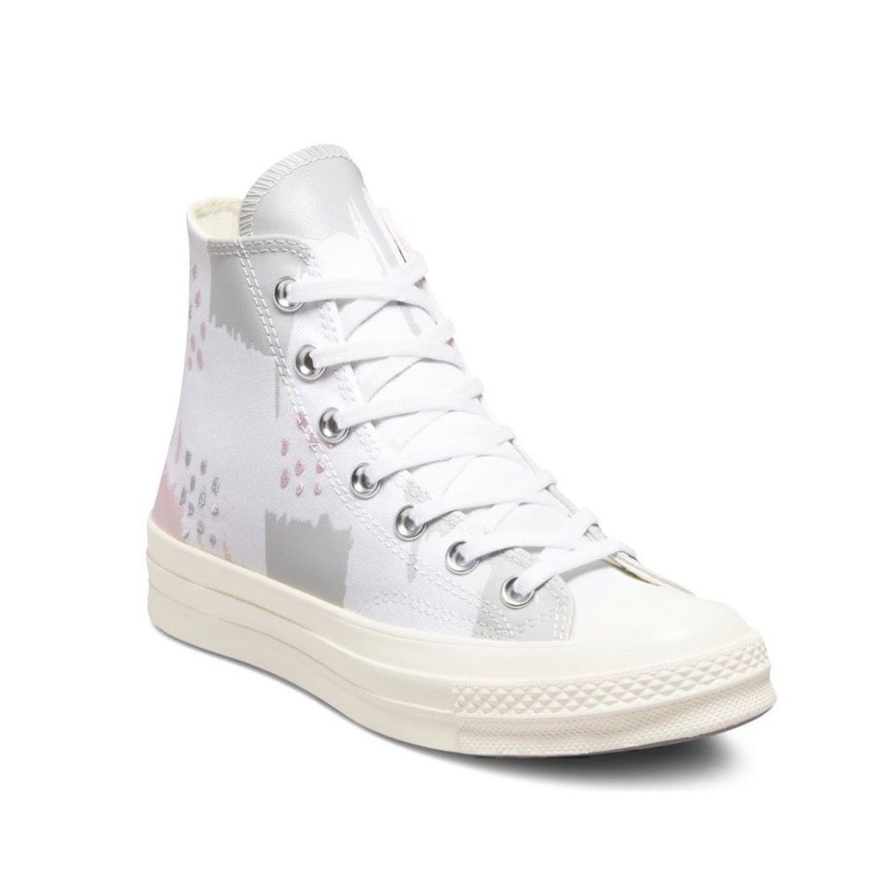 Converse | Chuck Taylor High Top Sneakers